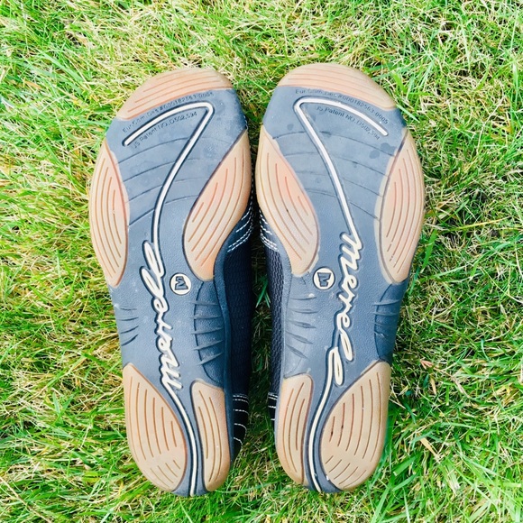 Merrel Barrando Slip On - Picture 6 of 7